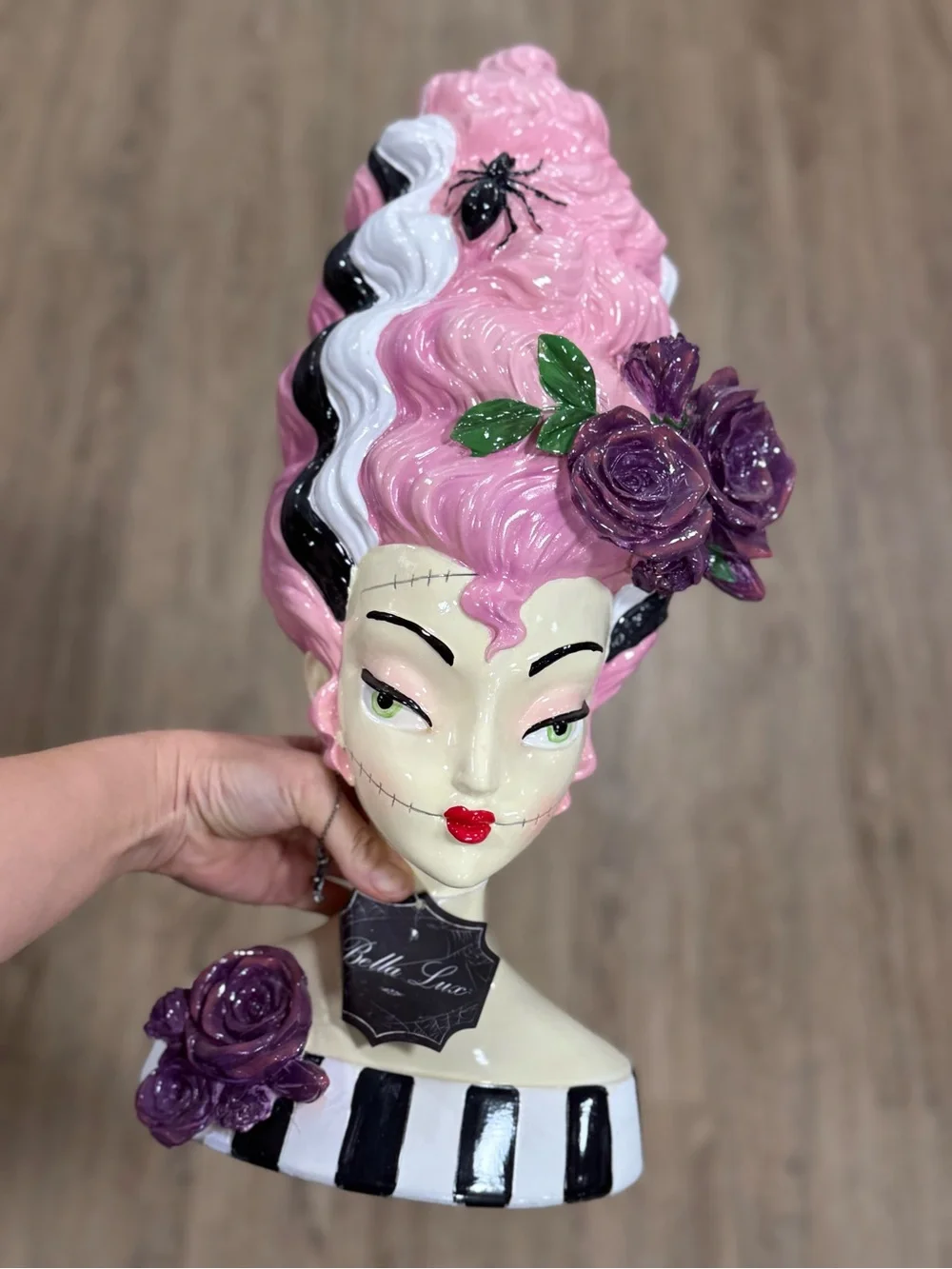 Halloween Pink Bride of Frankenstein Retro Beauty Statue Bust Decor 18x8